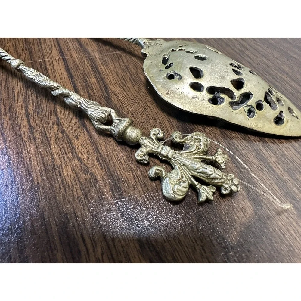 RARE Vintage 2 Piece Serving Montagnani Italy Ornate 4 Prong Fork And Slice